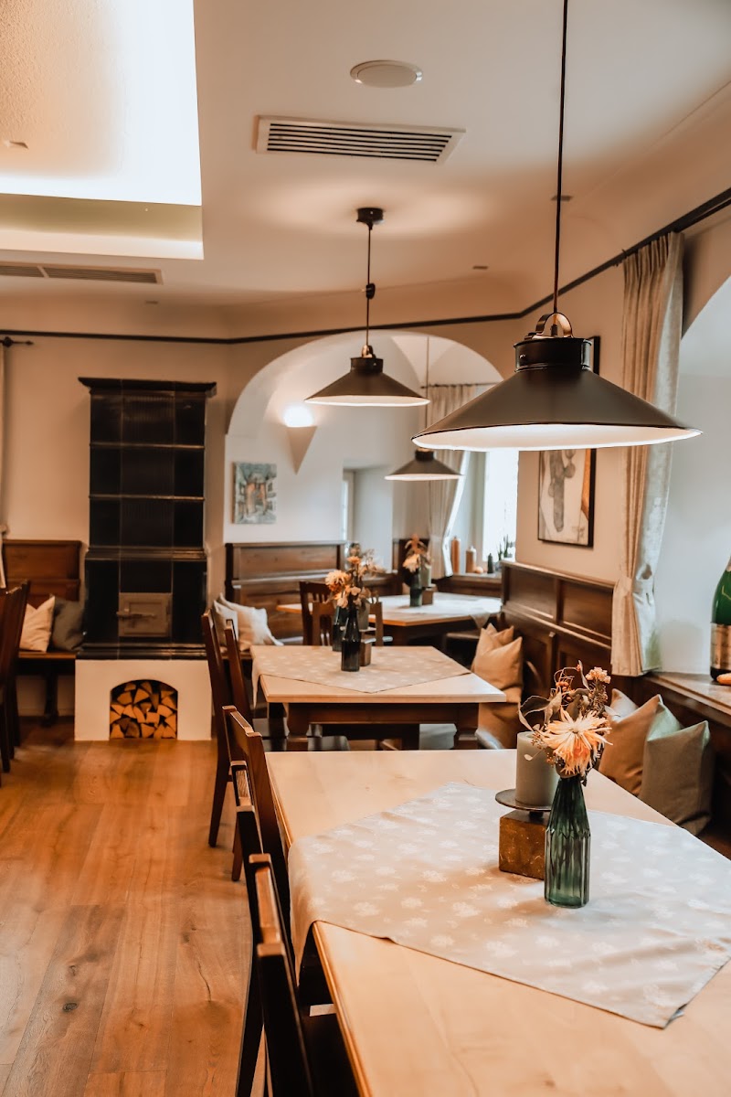 Hofwirt - Gasthof Und Hotel